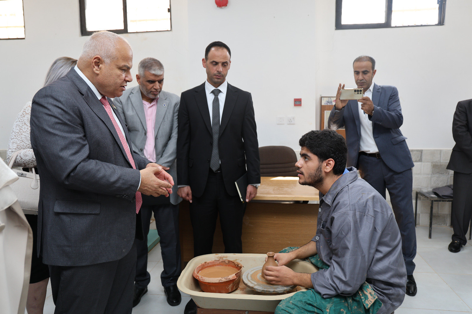 Madar Al-Saa Images 0.2481331464039579