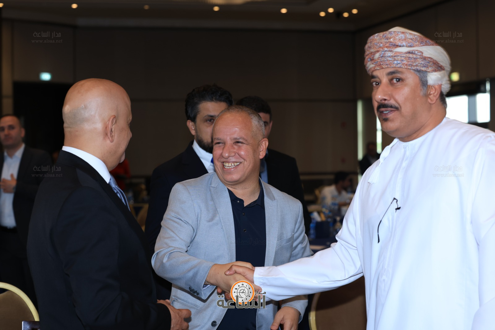 Madar Al-Saa Images 0.6448997236794529