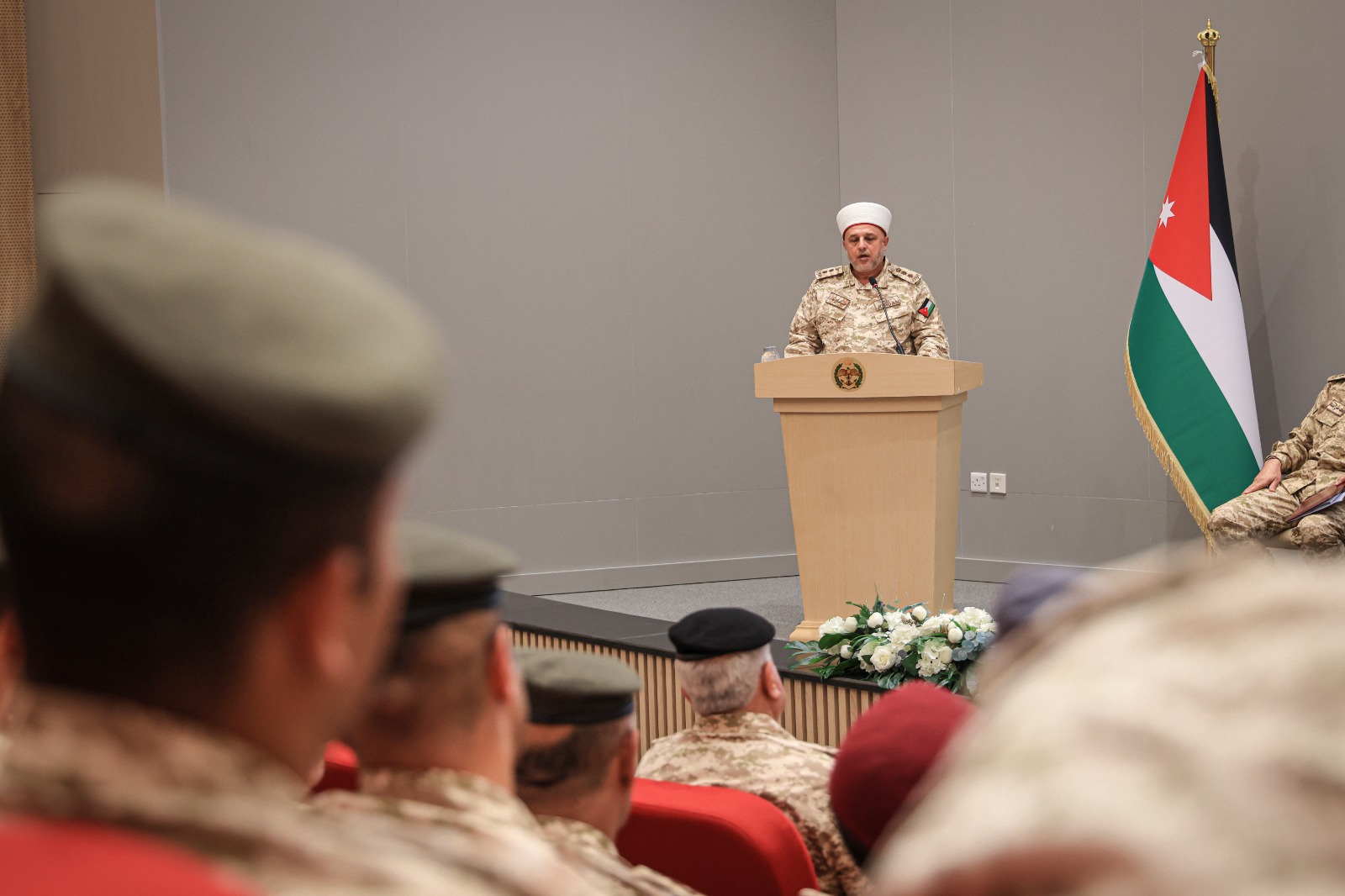 Madar Al-Saa Images 0.7960141031912719