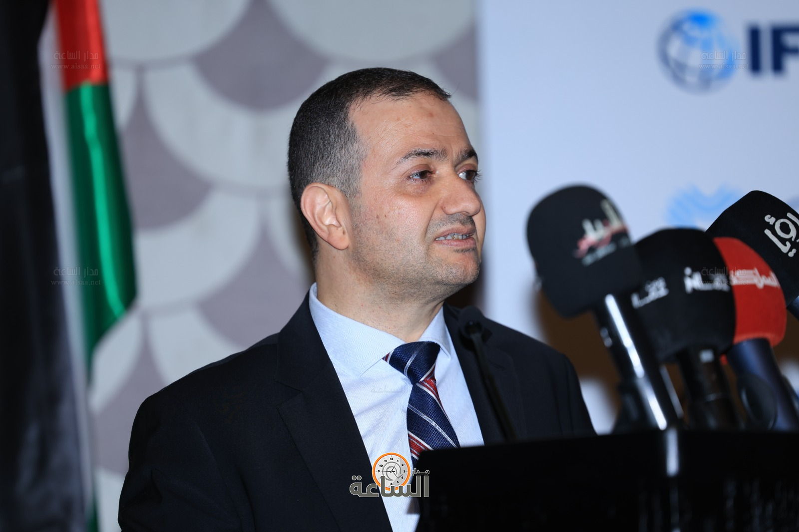 Madar Al-Saa Images 0.7787418424753142