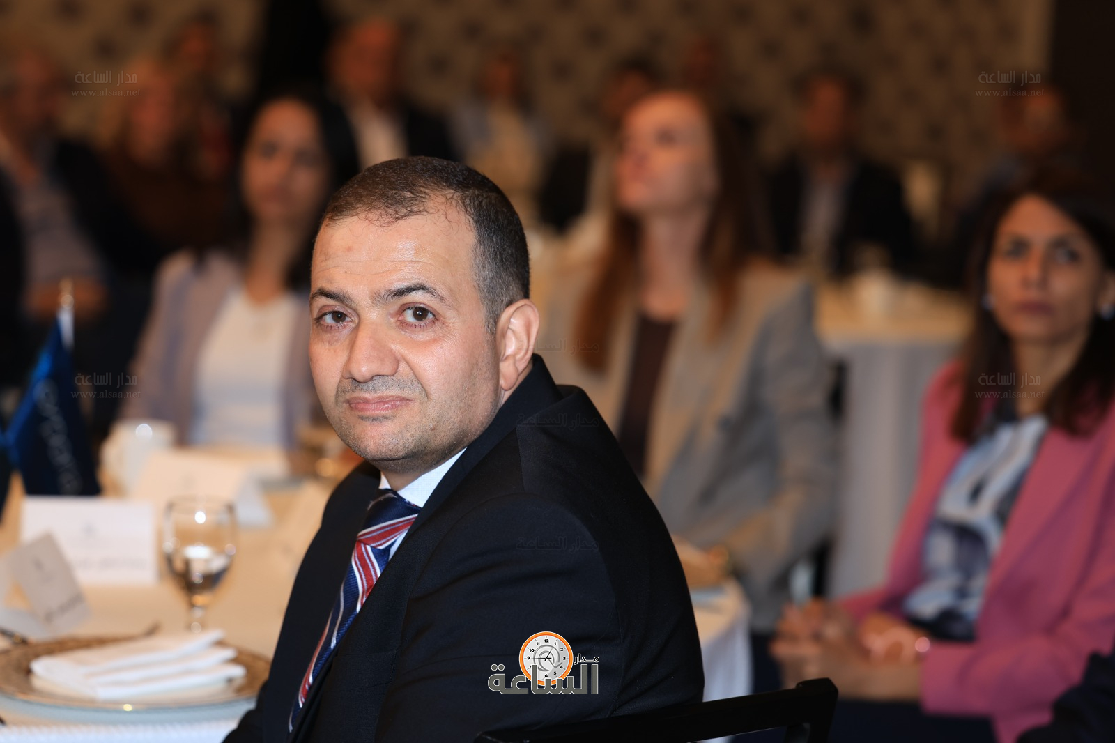 Madar Al-Saa Images 0.6729850856534827