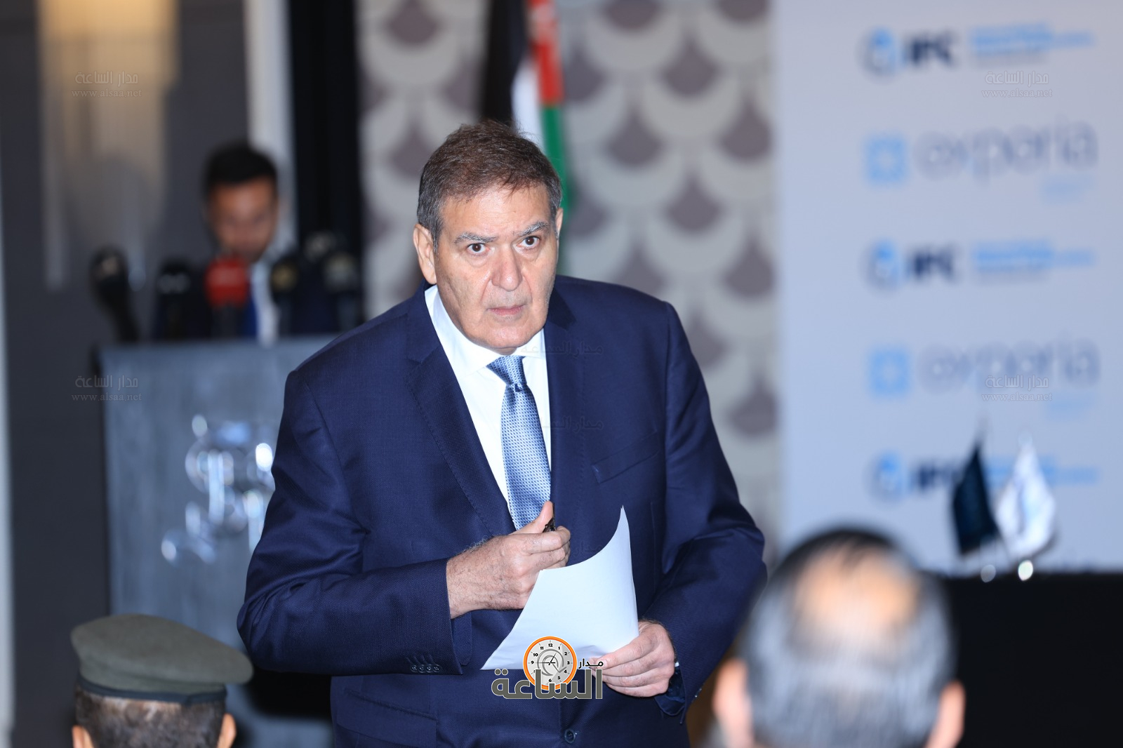 Madar Al-Saa Images 0.6546999863724424