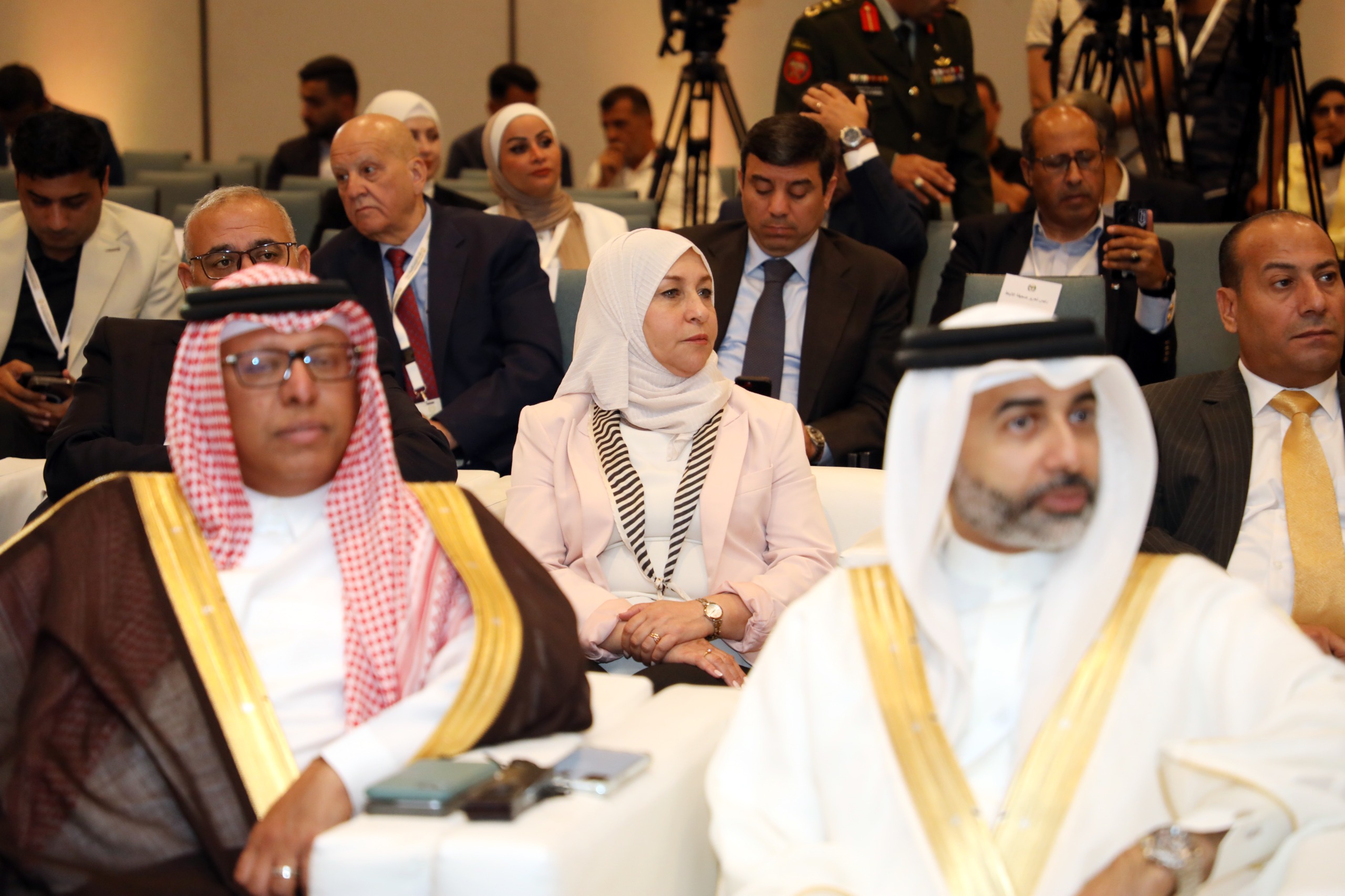 Madar Al-Saa Images 0.43985971581563843