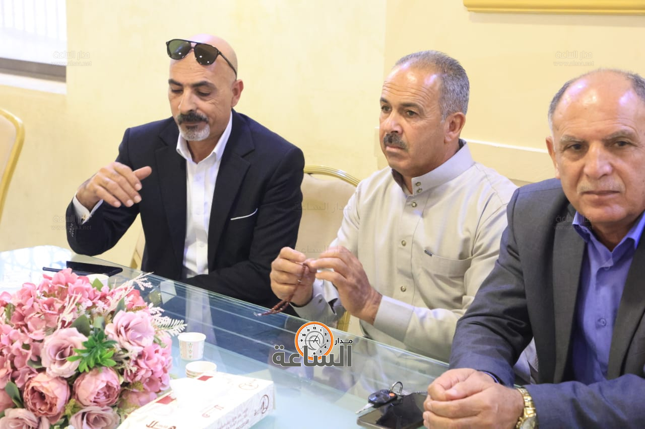 Madar Al-Saa Images 0.40081424853294045