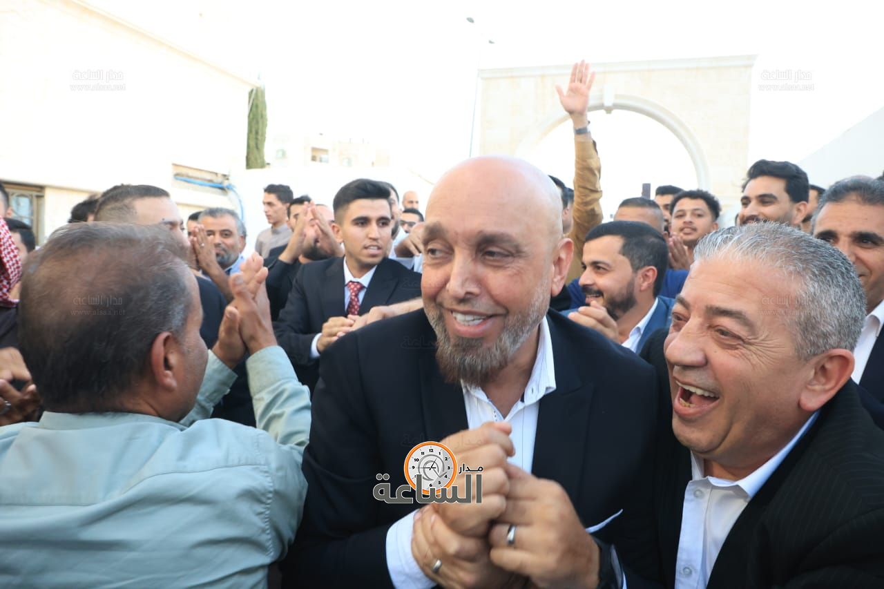 Madar Al-Saa Images 0.15851049850400756