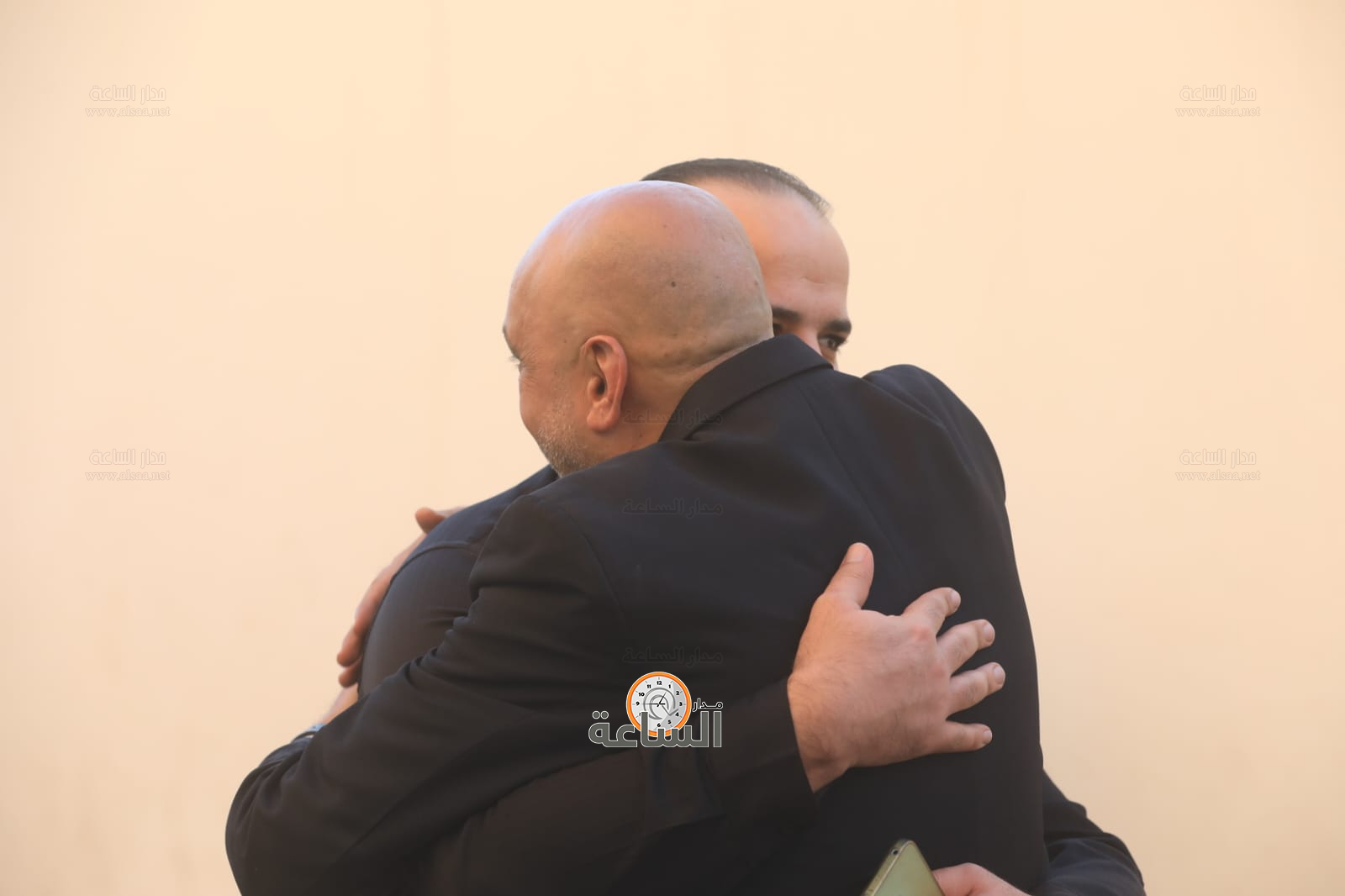 Madar Al-Saa Images 0.9709643427538134