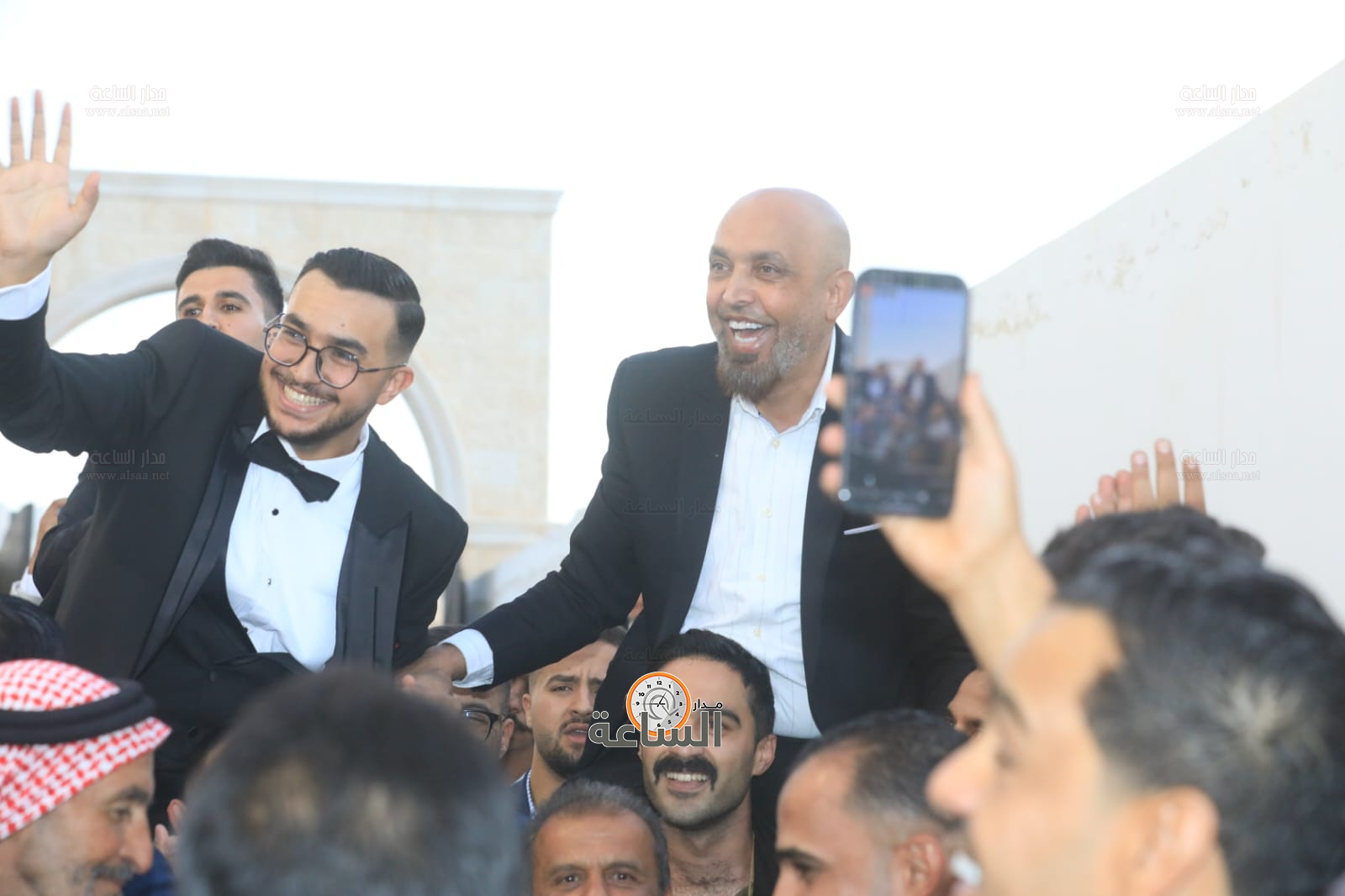 Madar Al-Saa Images 0.6237888865125254