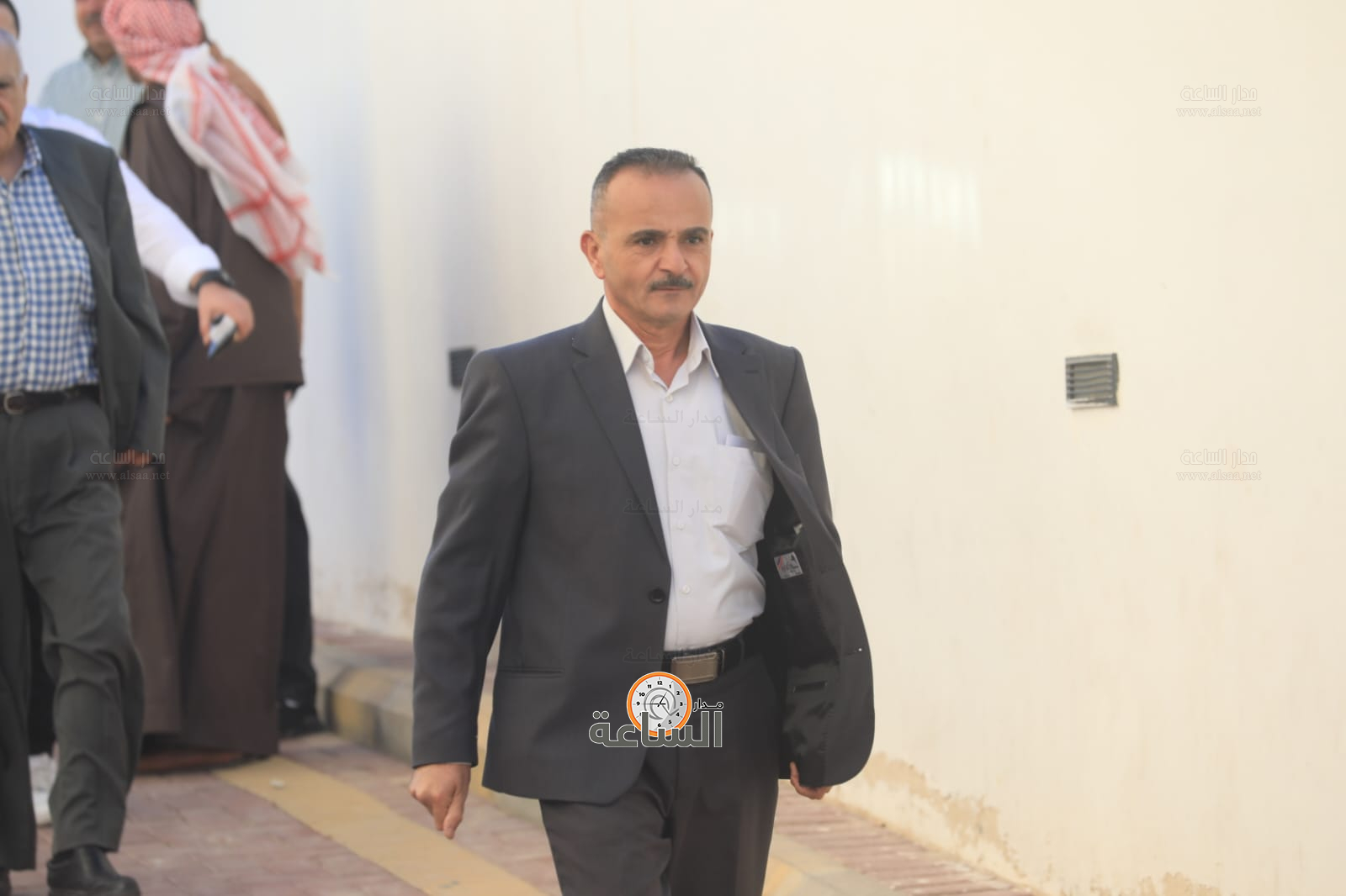 Madar Al-Saa Images 0.5077045112594191