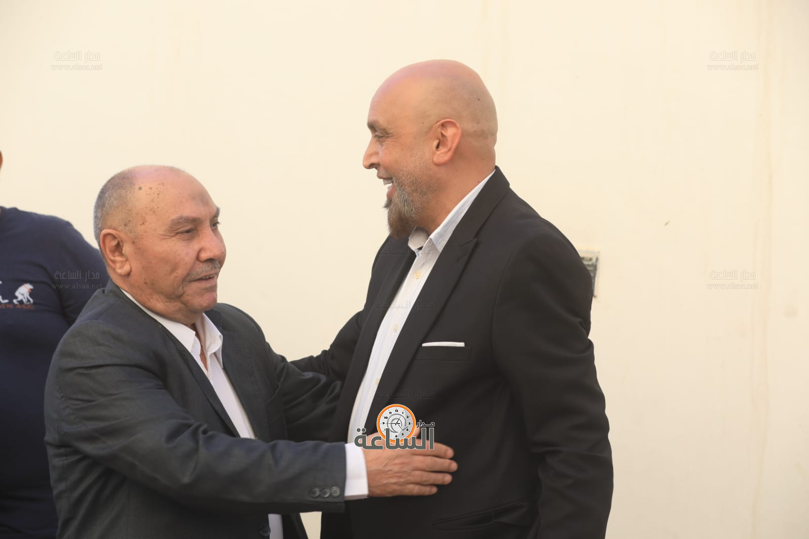 Madar Al-Saa Images 0.5623354197339393