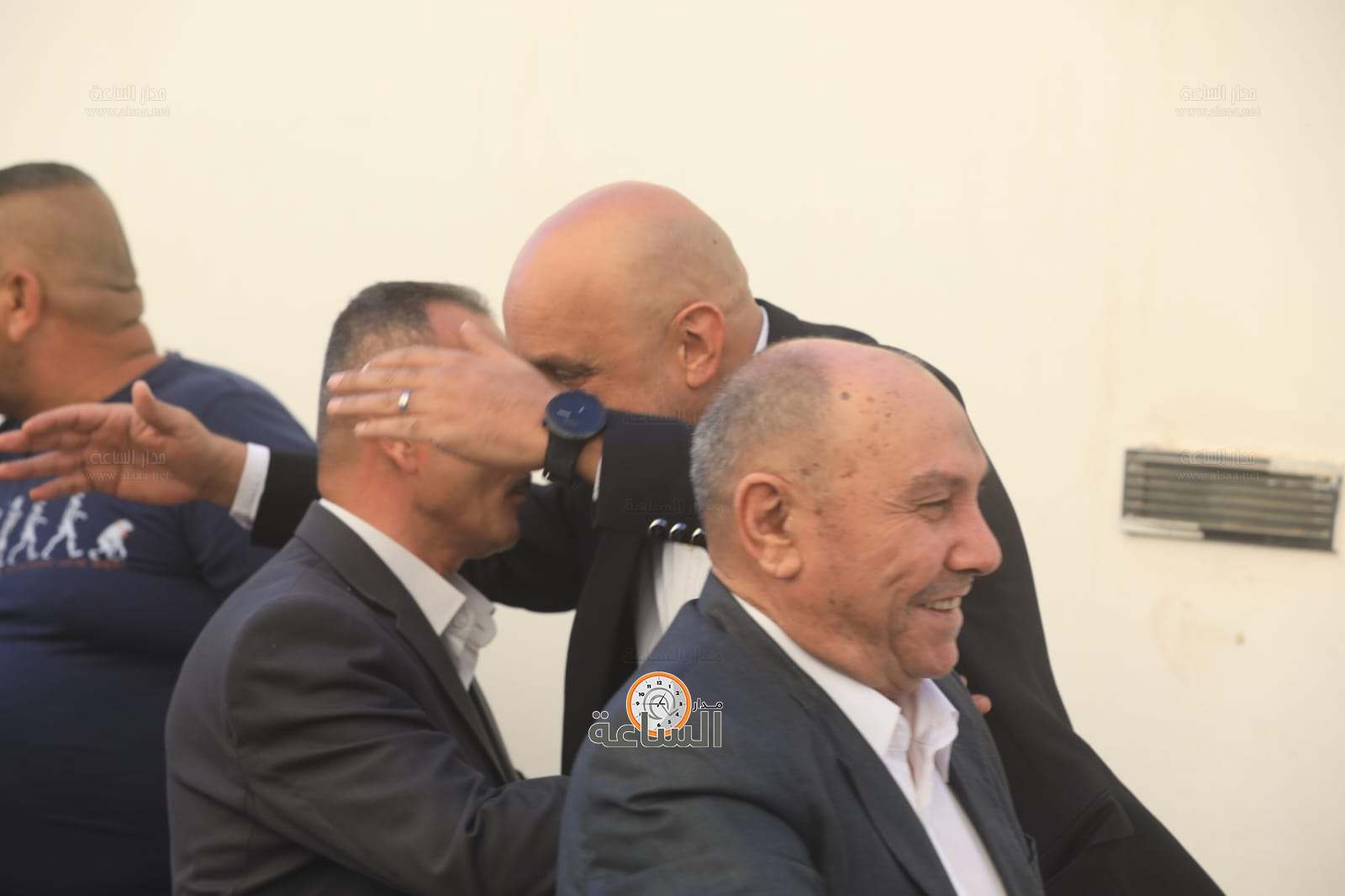 Madar Al-Saa Images 0.7431255316300681