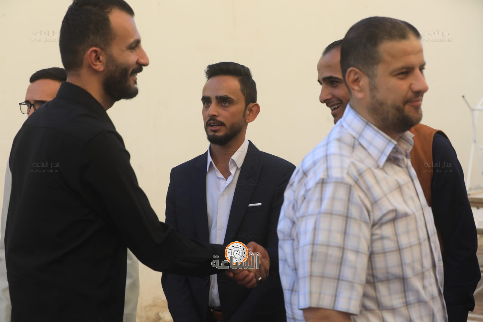 Madar Al-Saa Images 0.33438210332455387