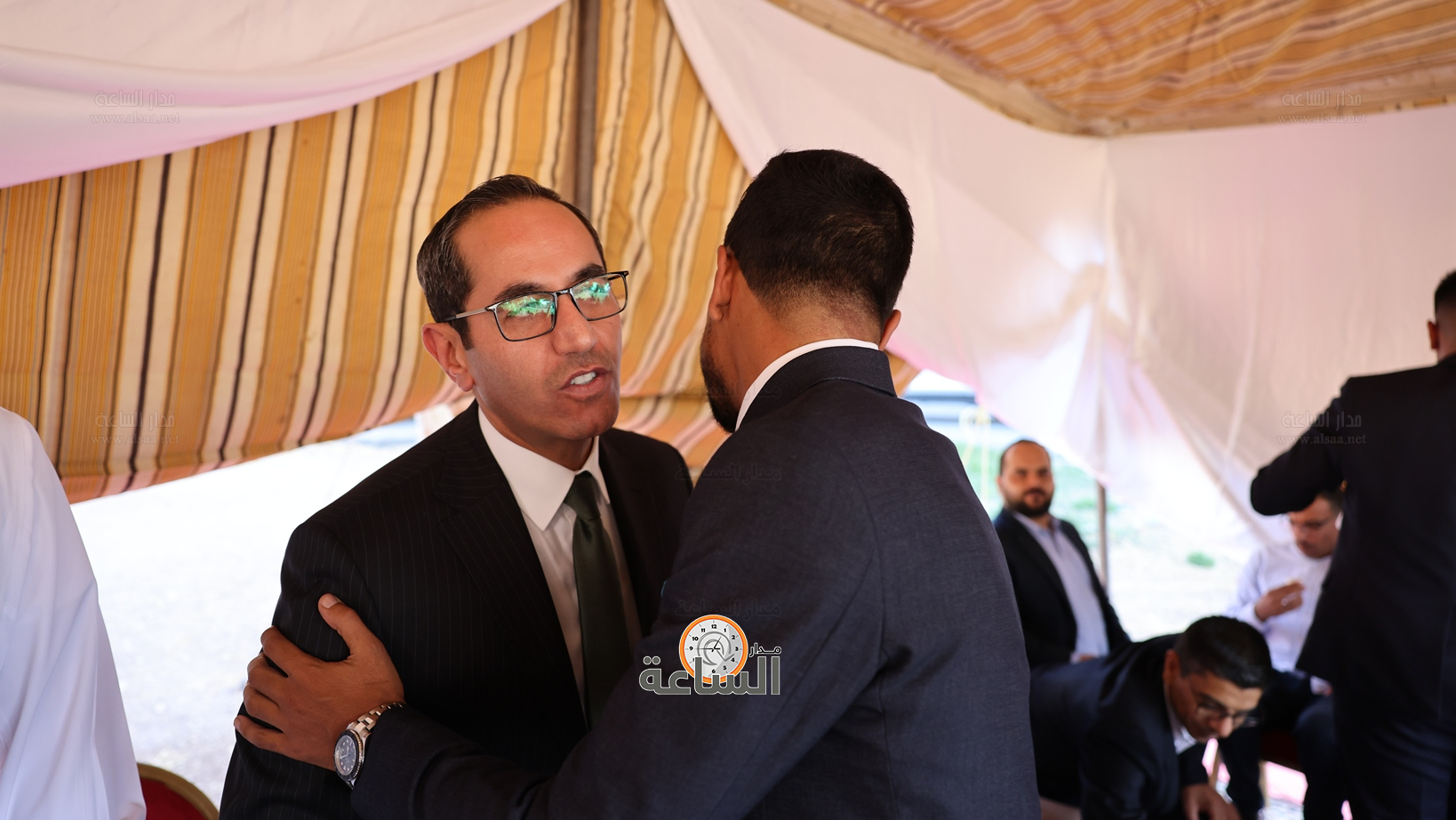 Madar Al-Saa Images 0.8903000946334952