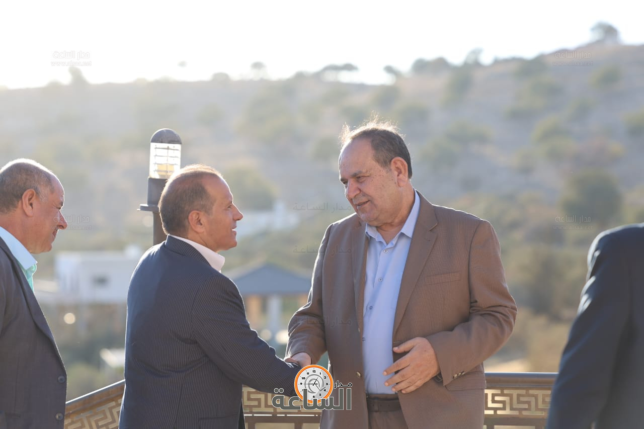 Madar Al-Saa Images 0.8957945856082061