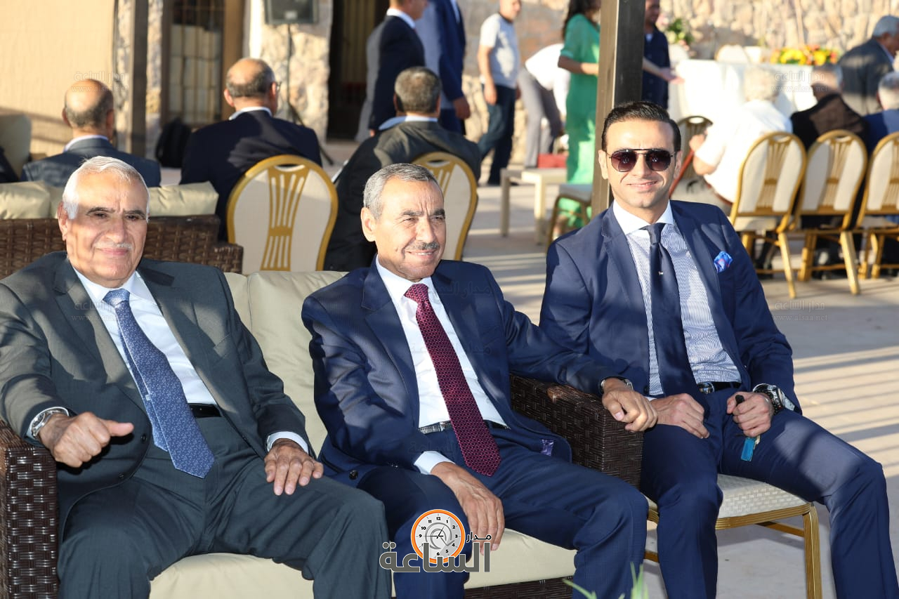 Madar Al-Saa Images 0.8318267995617299