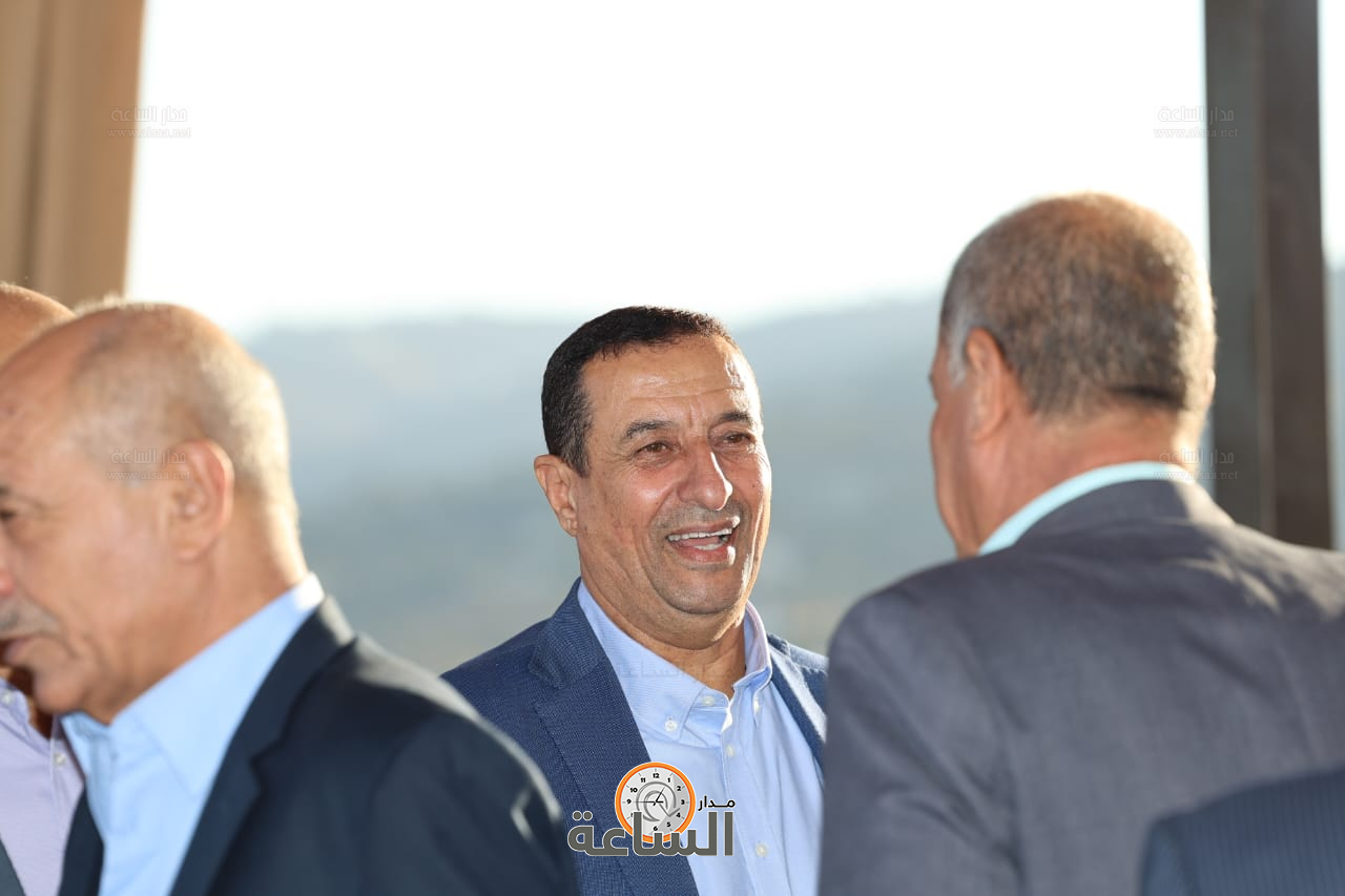 Madar Al-Saa Images 0.309957523767167