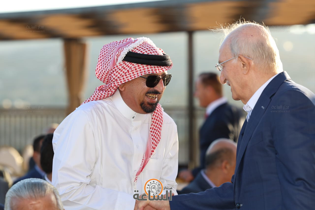 Madar Al-Saa Images 0.9319385518625717