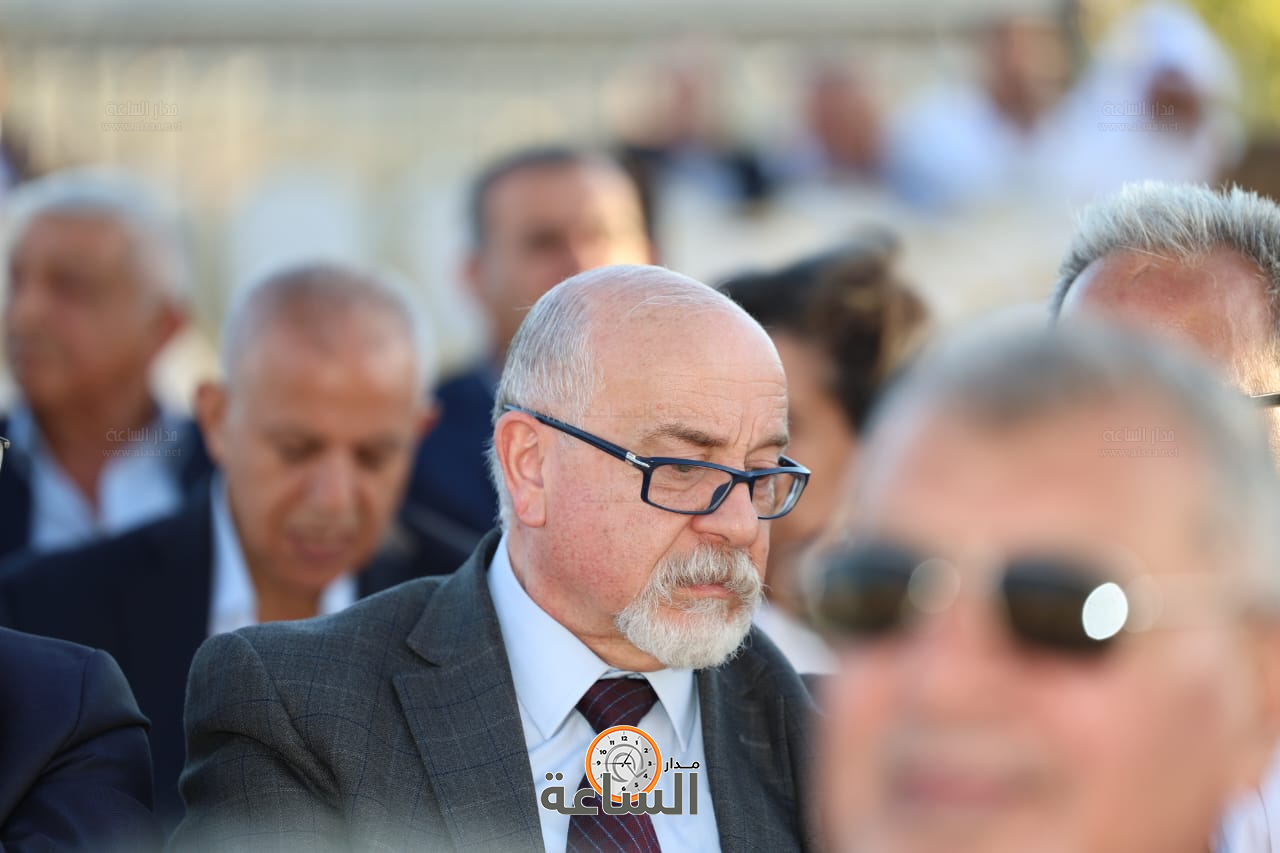 Madar Al-Saa Images 0.15564793343859384