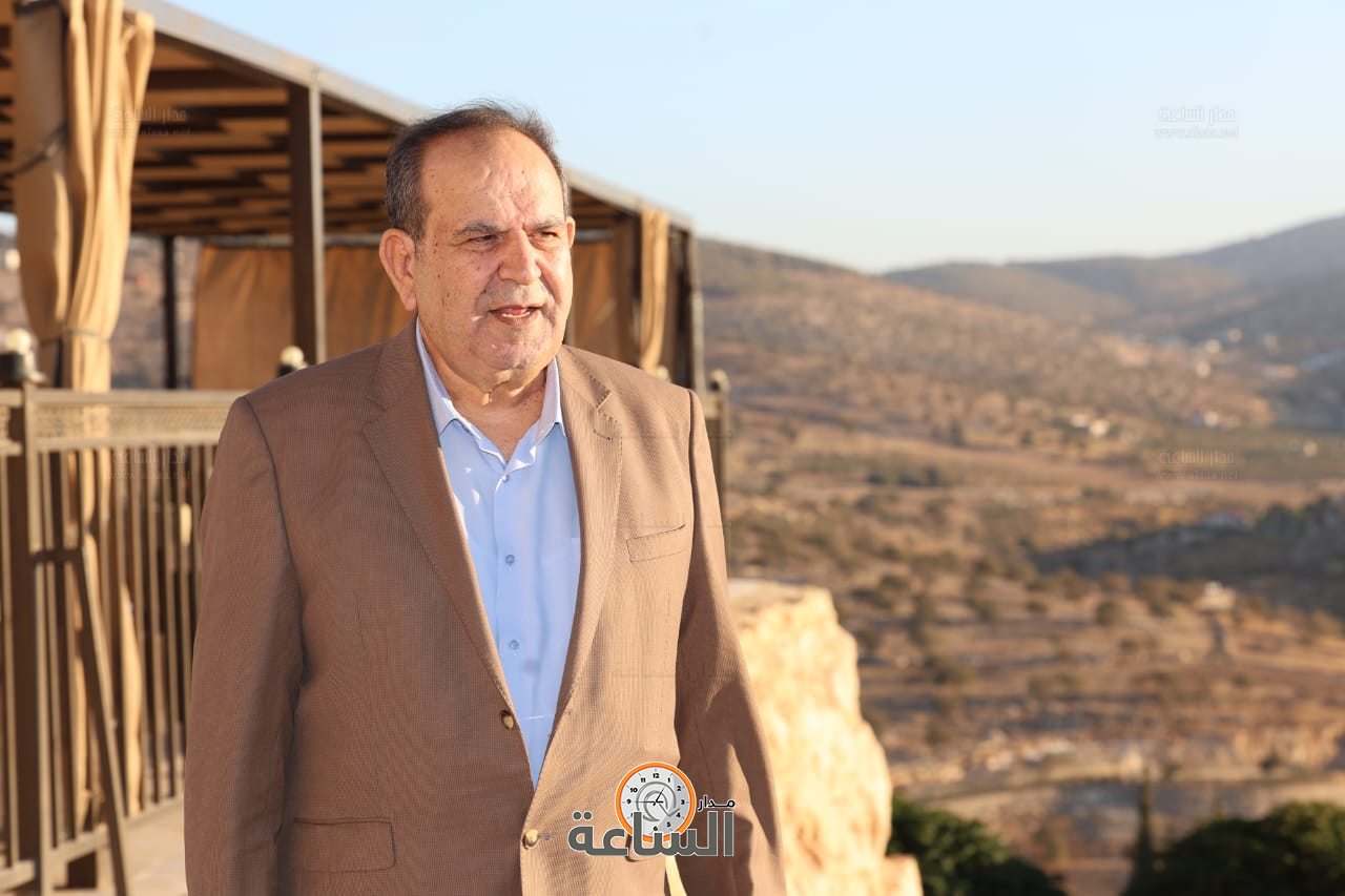 Madar Al-Saa Images 0.17344748879351635