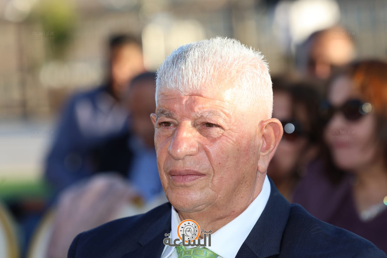 Madar Al-Saa Images 0.7383262860533115