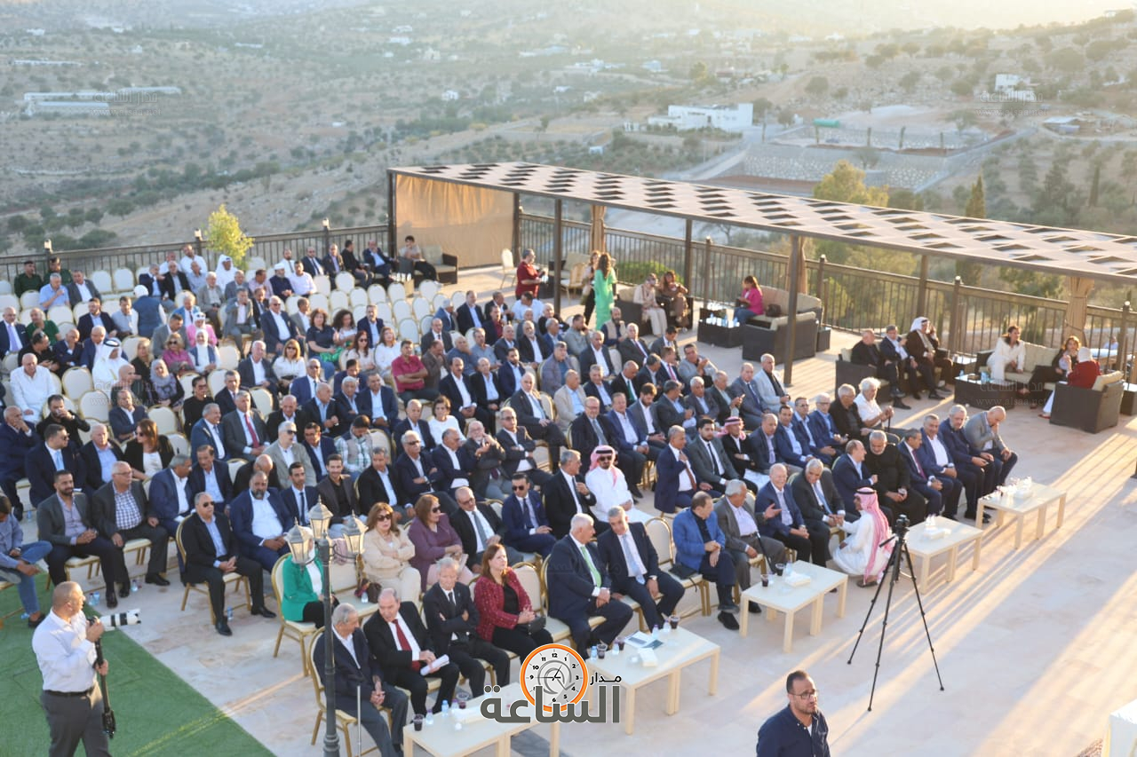 Madar Al-Saa Images 0.7735151307687146