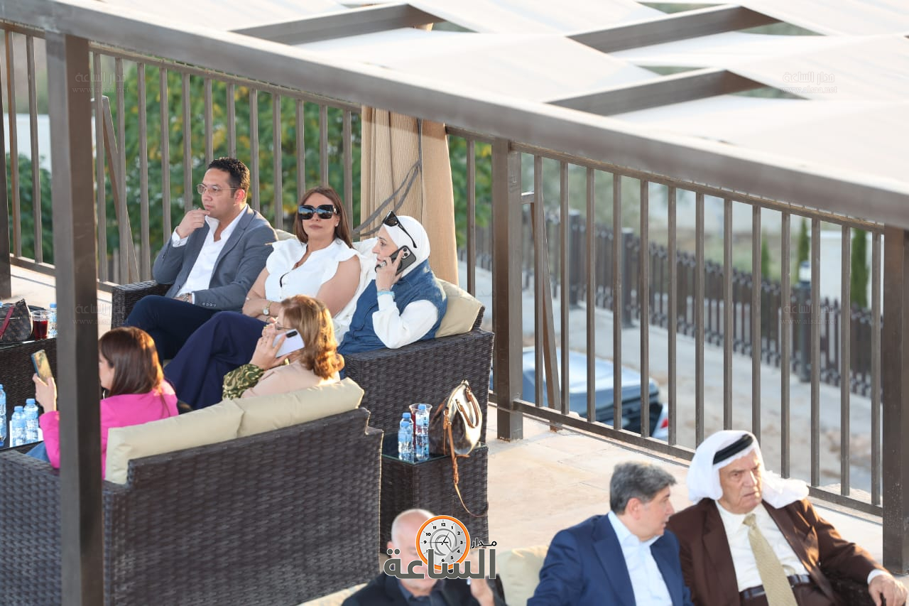 Madar Al-Saa Images 0.8016932429236667