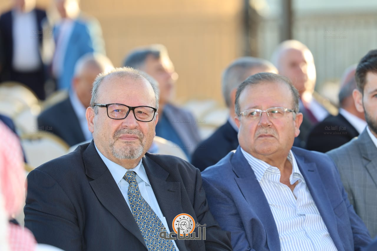 Madar Al-Saa Images 0.9376839145982838