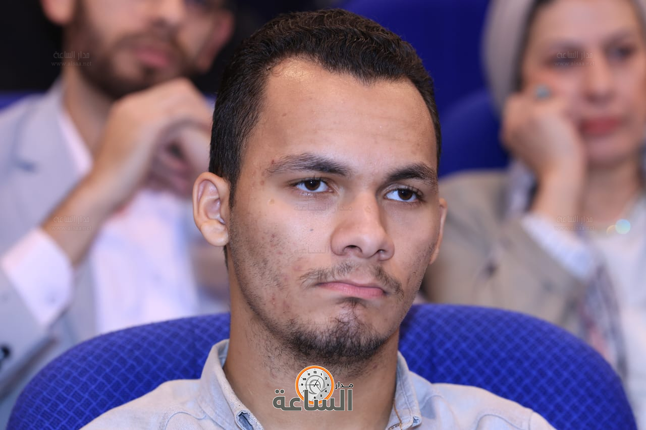 Madar Al-Saa Images 0.11701743469971737