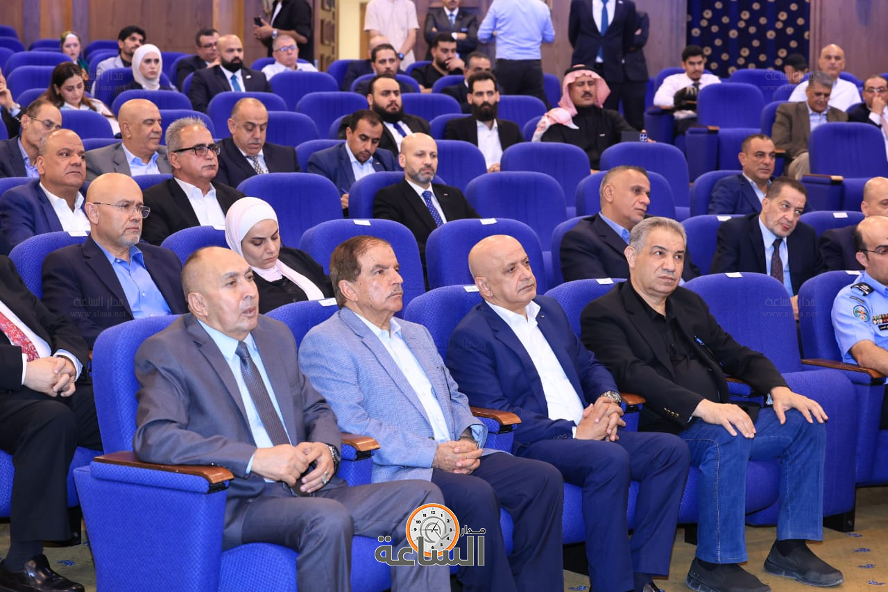 Madar Al-Saa Images 0.7513734589612975