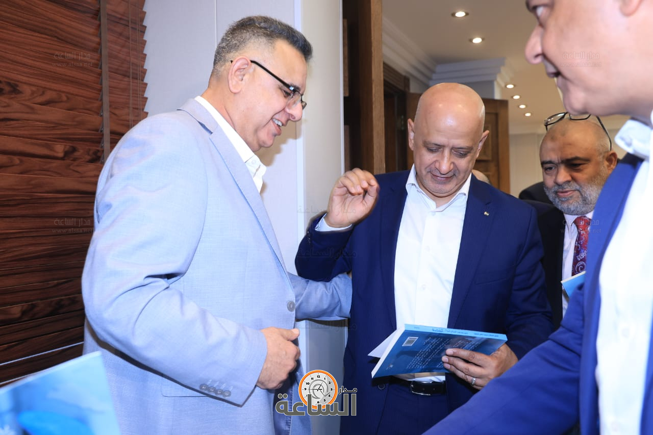 Madar Al-Saa Images 0.2759996867115865