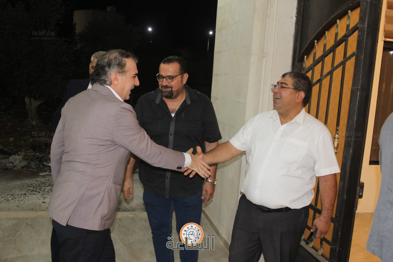 Madar Al-Saa Images 0.998682353725677