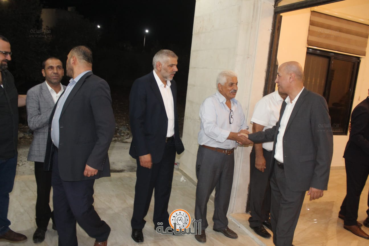 Madar Al-Saa Images 0.3407106943649586