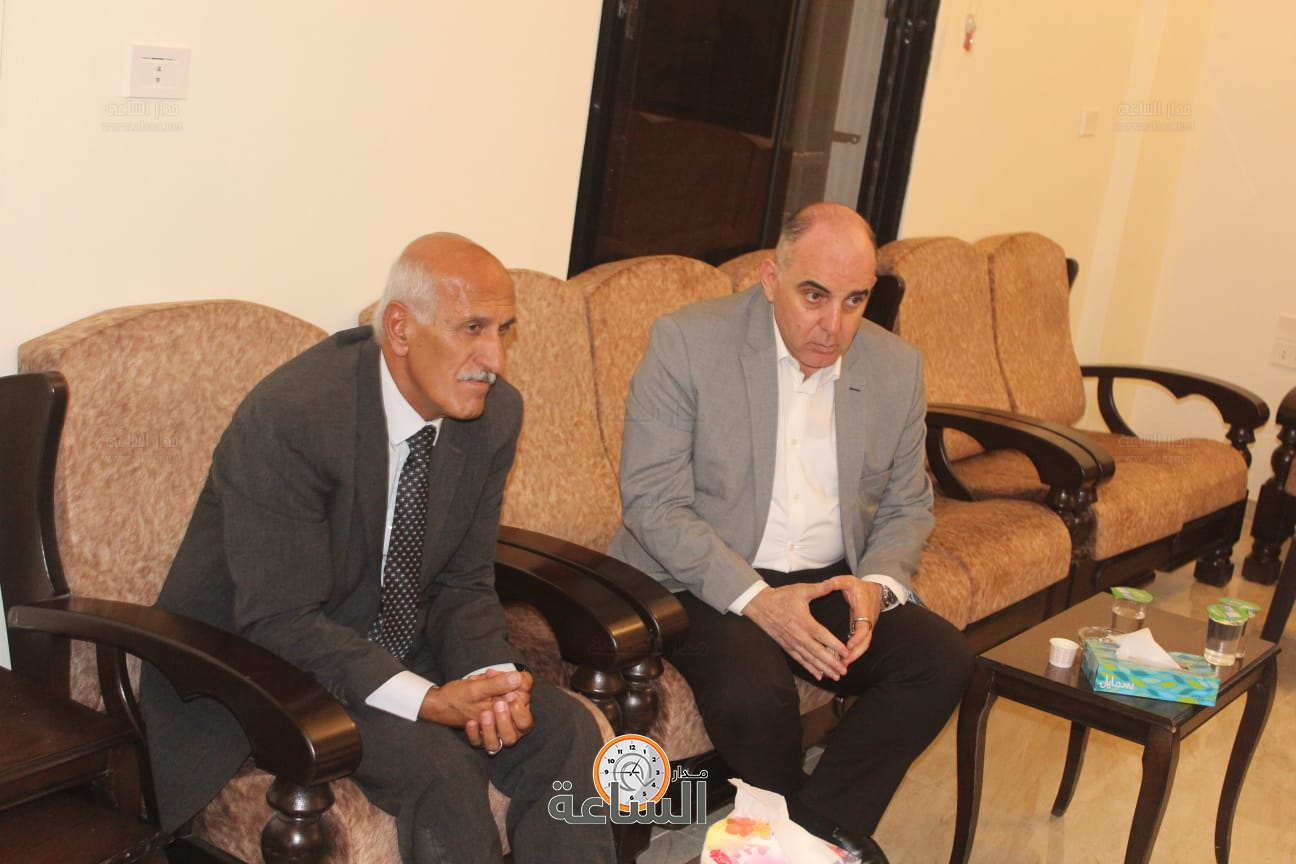 Madar Al-Saa Images 0.44355778853150285