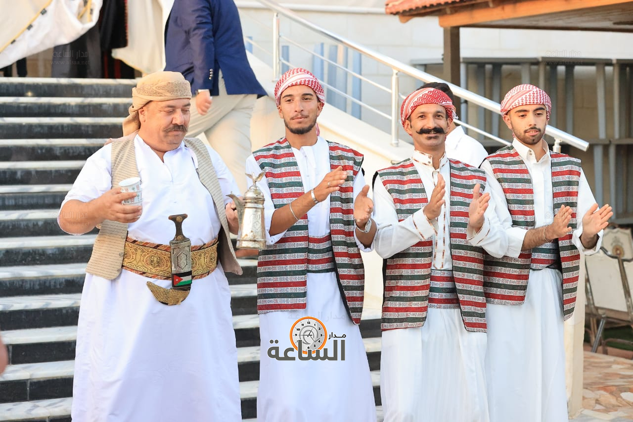 Madar Al-Saa Images 0.7672347109569421