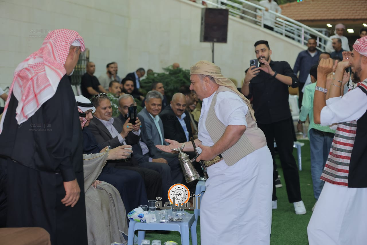 Madar Al-Saa Images 0.5777813585190981