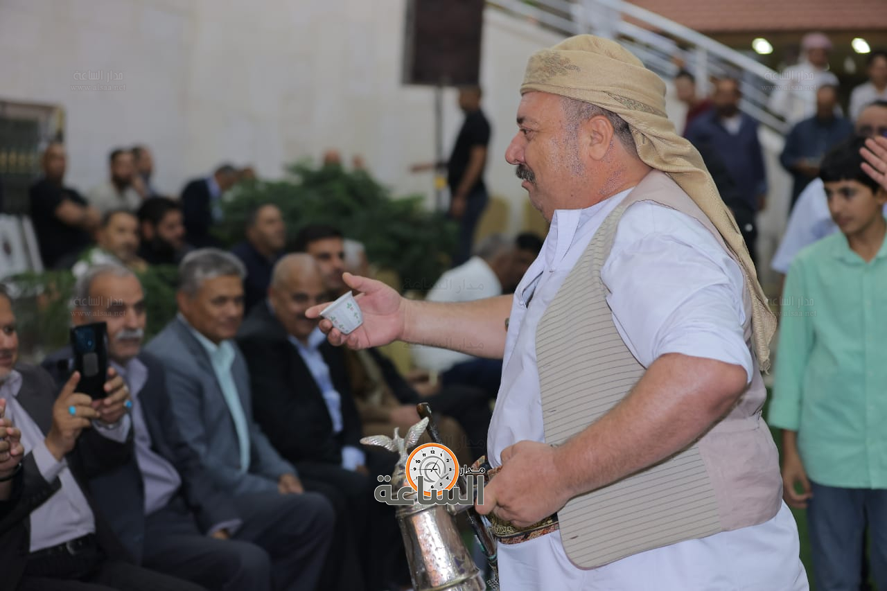 Madar Al-Saa Images 0.9924000391019404