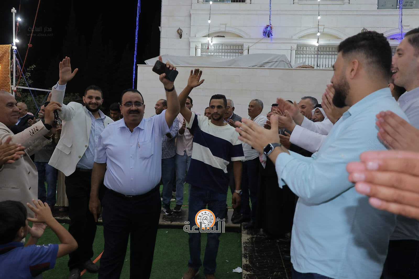 Madar Al-Saa Images 0.8881822440976346