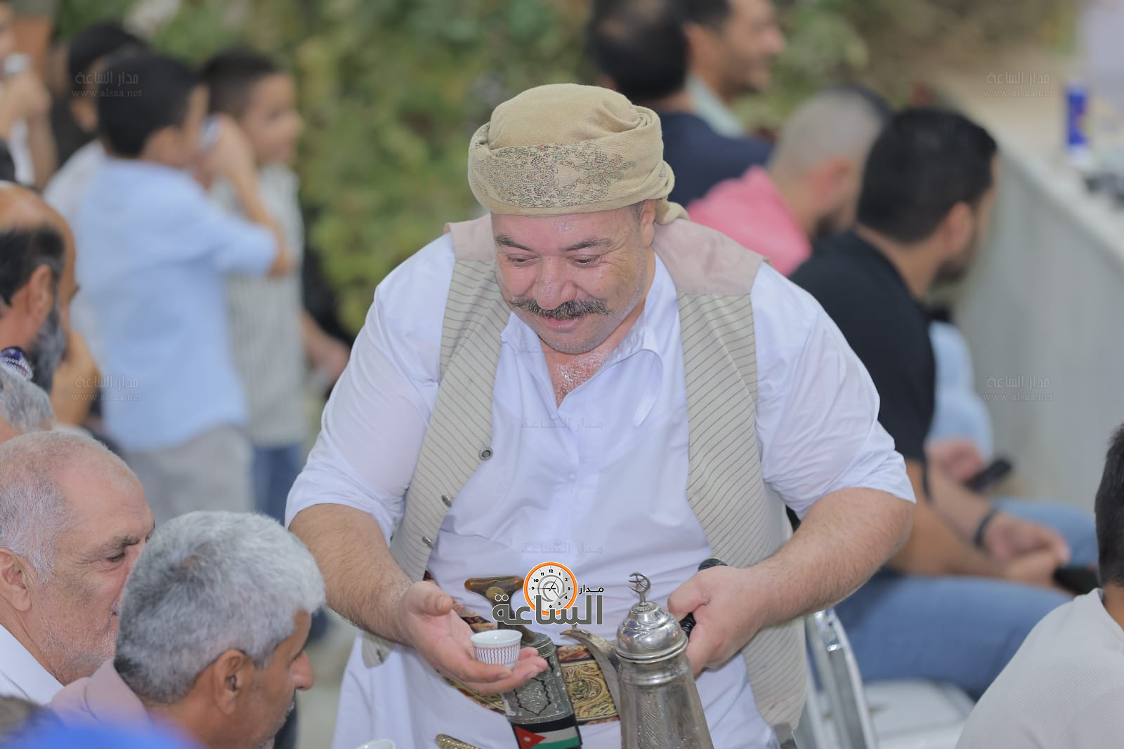 Madar Al-Saa Images 0.2951872345199398