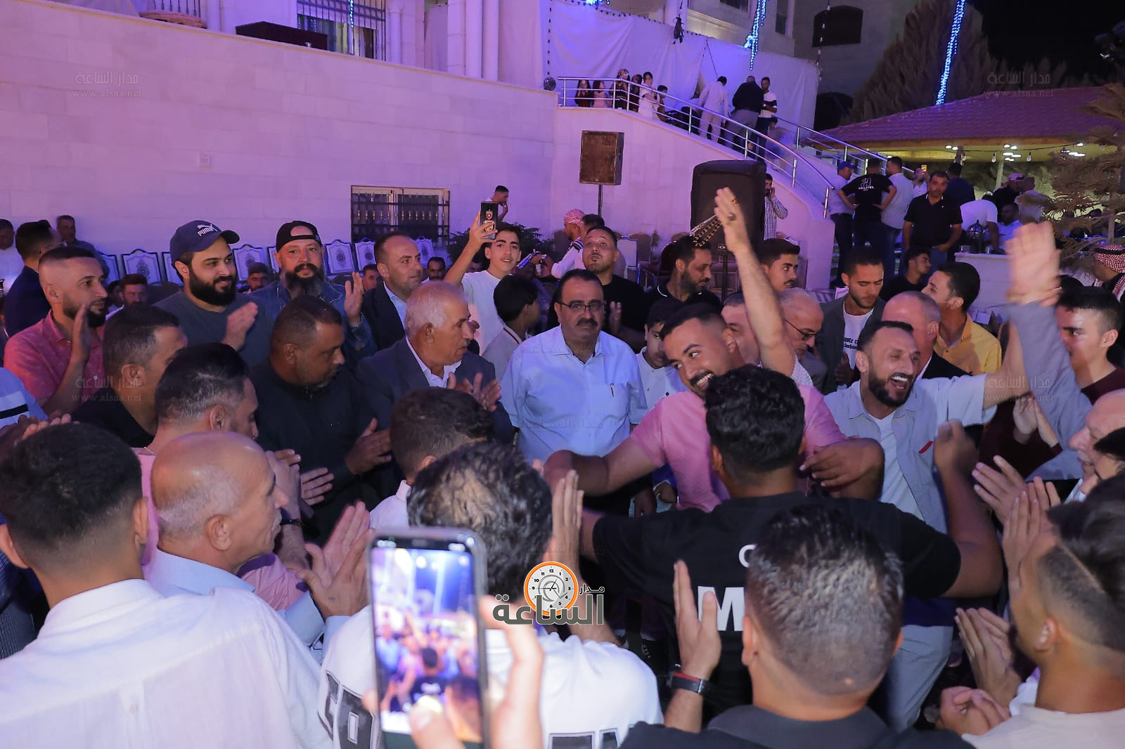 Madar Al-Saa Images 0.23561783696259975