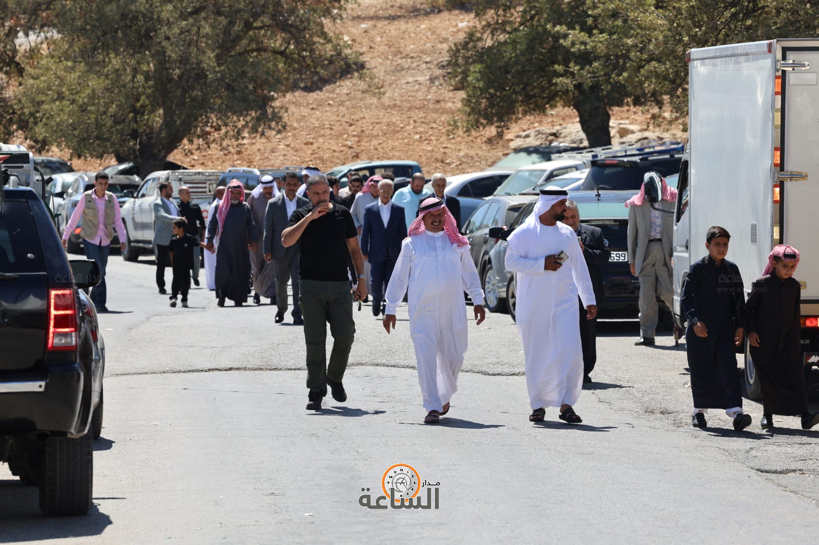 Madar Al-Saa Images 0.9836220170467392