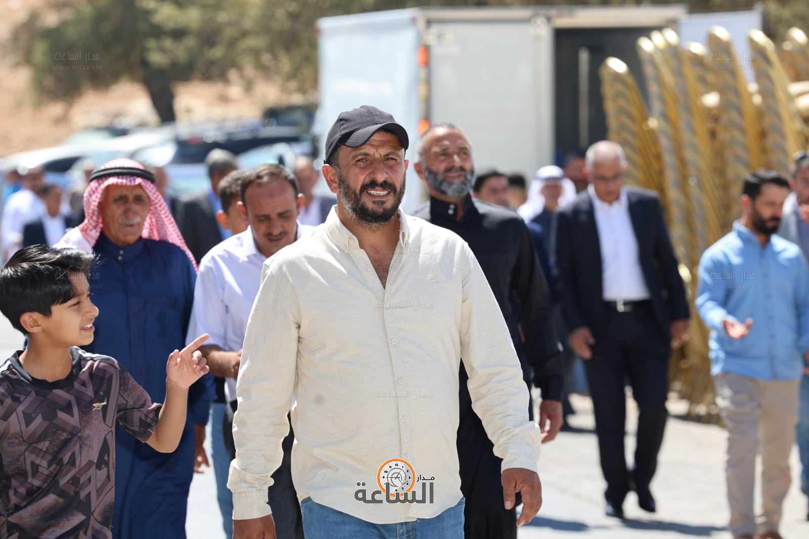 Madar Al-Saa Images 0.3389144592500406