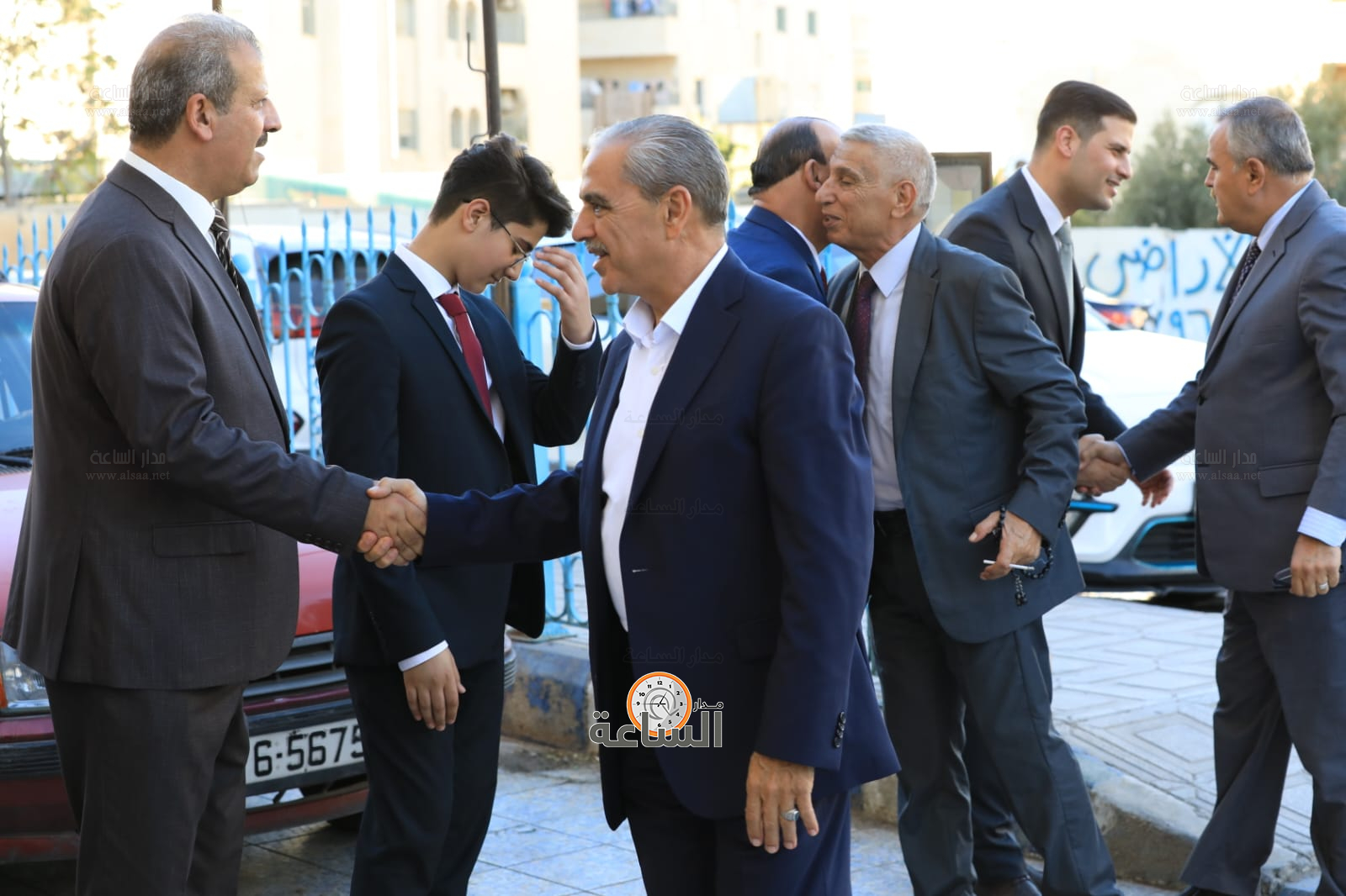 Madar Al-Saa Images 0.4845780957536018