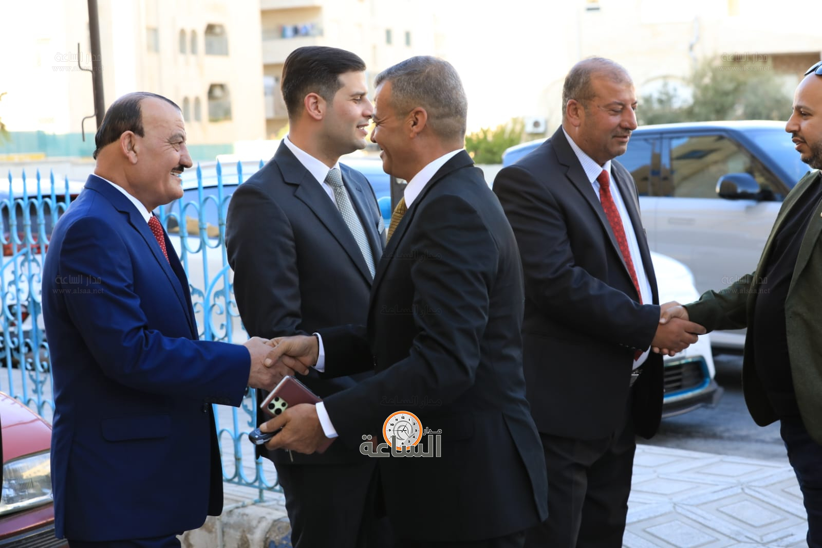 Madar Al-Saa Images 0.3762560959966579