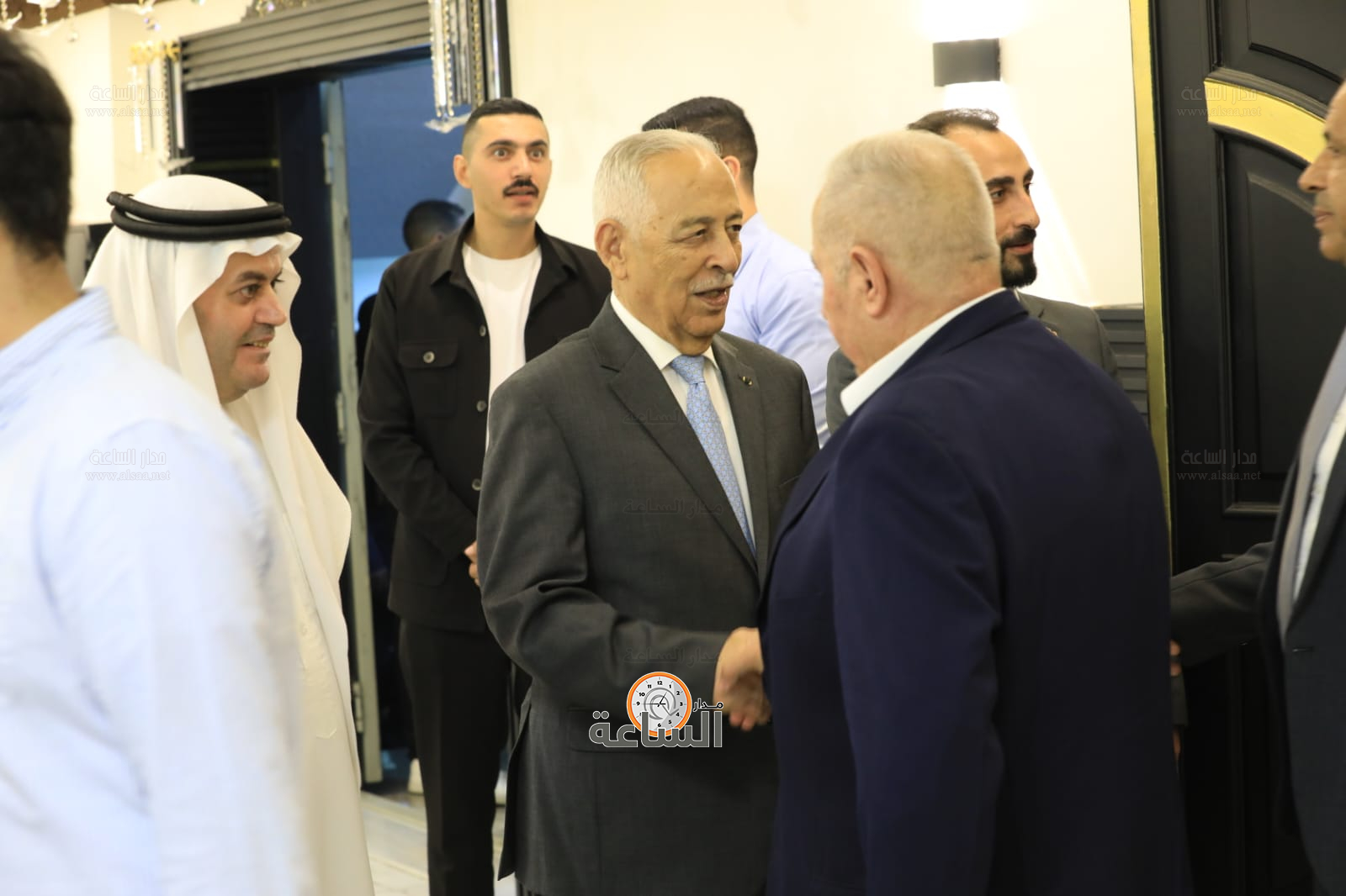 Madar Al-Saa Images 0.7823485810896662