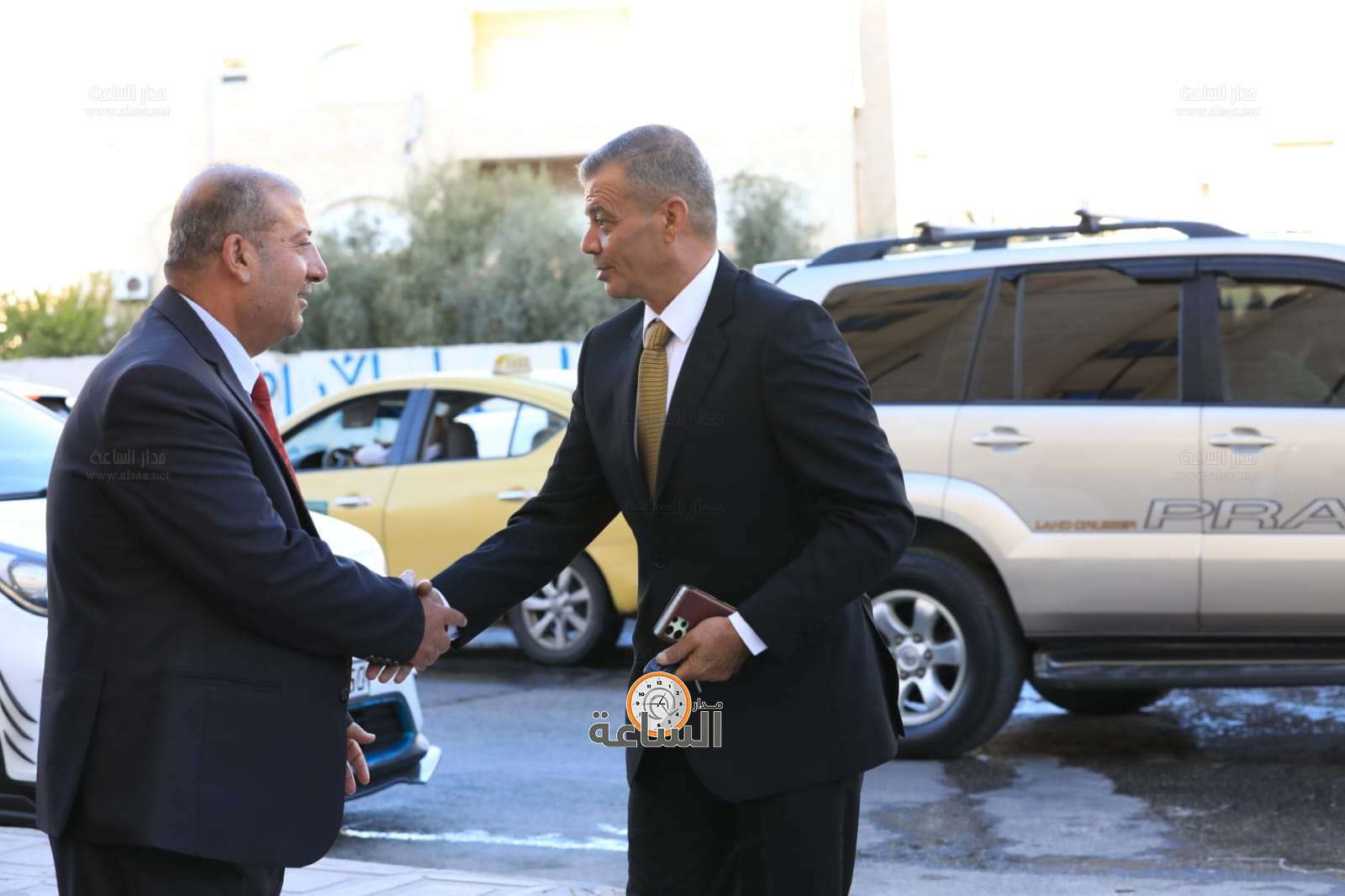 Madar Al-Saa Images 0.3275474580610187