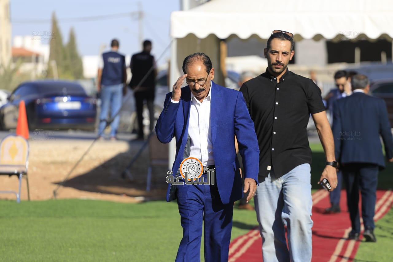 Madar Al-Saa Images 0.49734306063642086