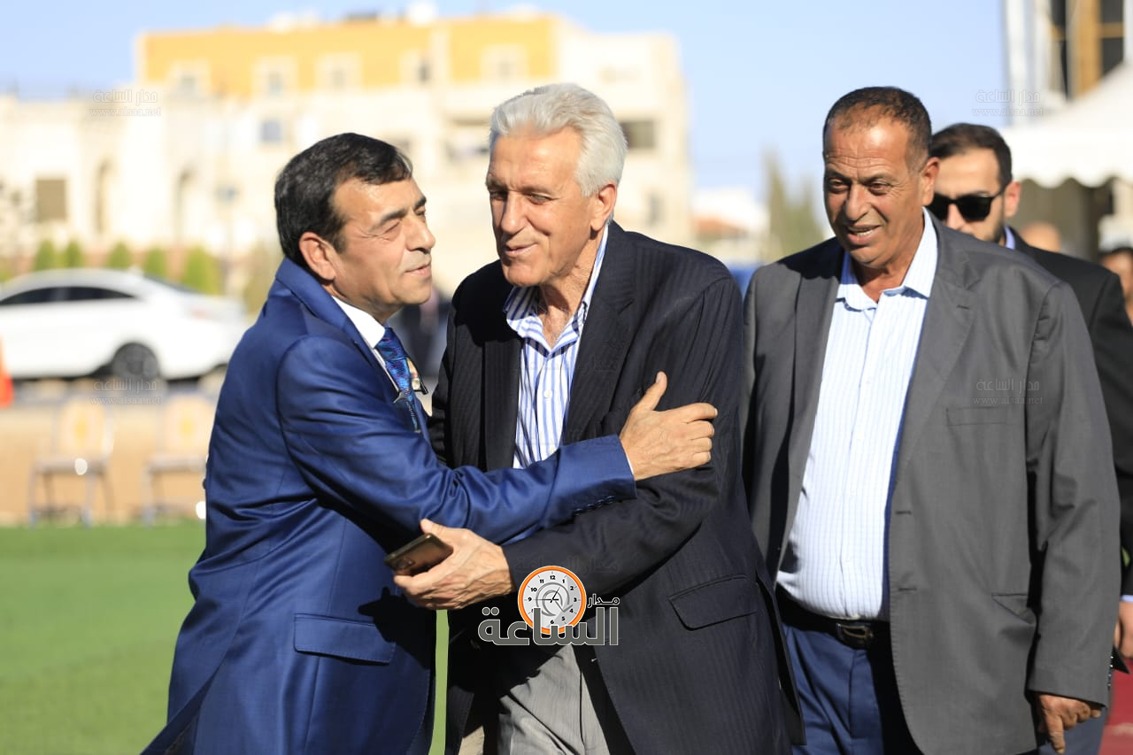 Madar Al-Saa Images 0.4023252610641407