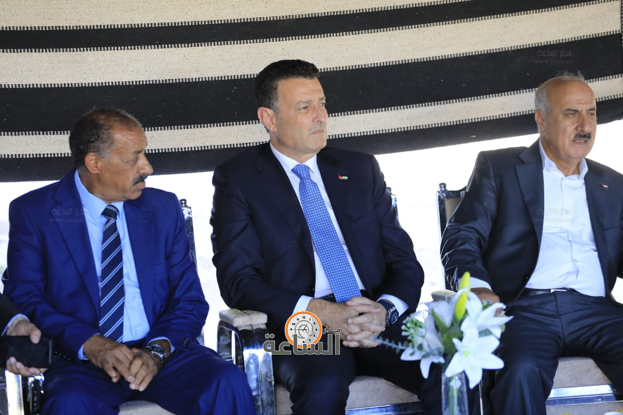 Madar Al-Saa Images 0.24566800371889486