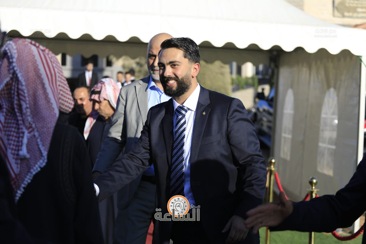 Madar Al-Saa Images 0.6180189526380139