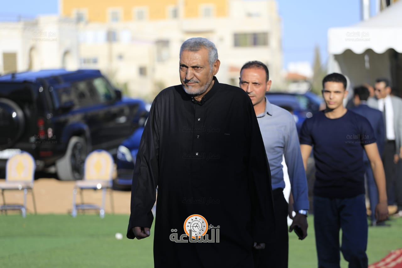 Madar Al-Saa Images 0.44903054122225905