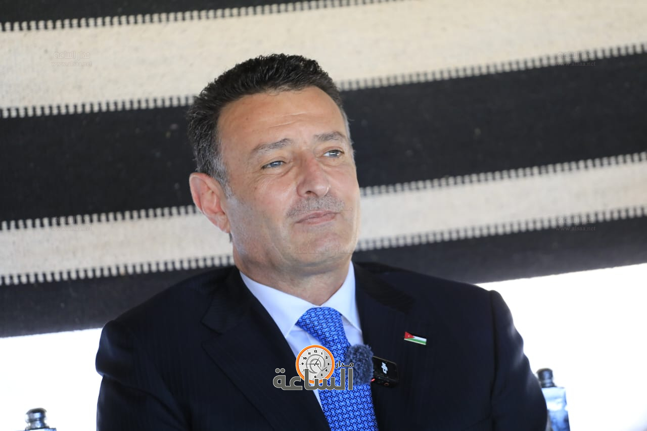 Madar Al-Saa Images 0.5666490568799167